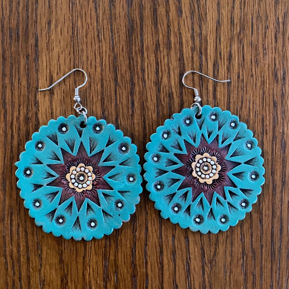 Leather earrings